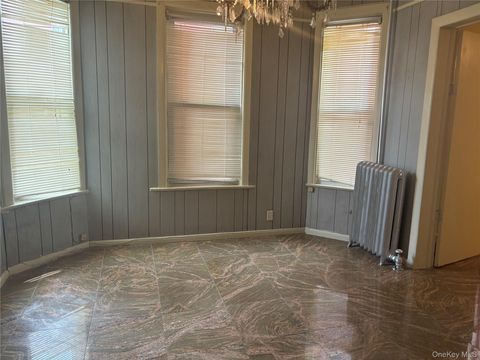 56 N 10th Avenue Mount Vernon NY 10550