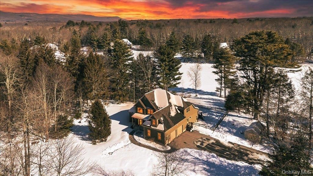 Photo of 50 Meghan Court, Pine Bush, NY 12566 (MLS # 961139)