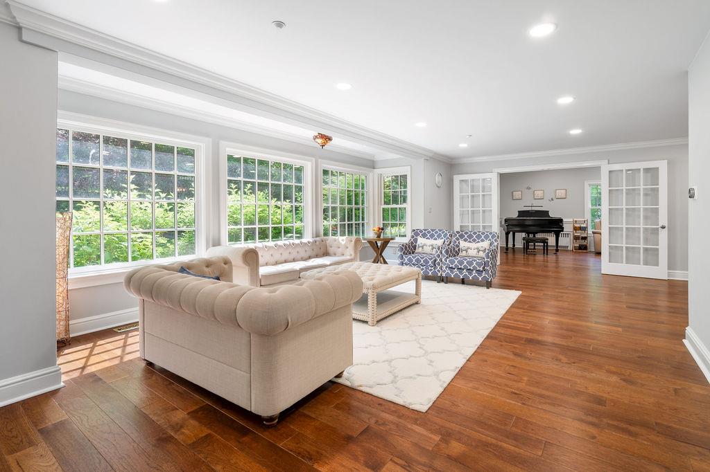 22 Crane Road