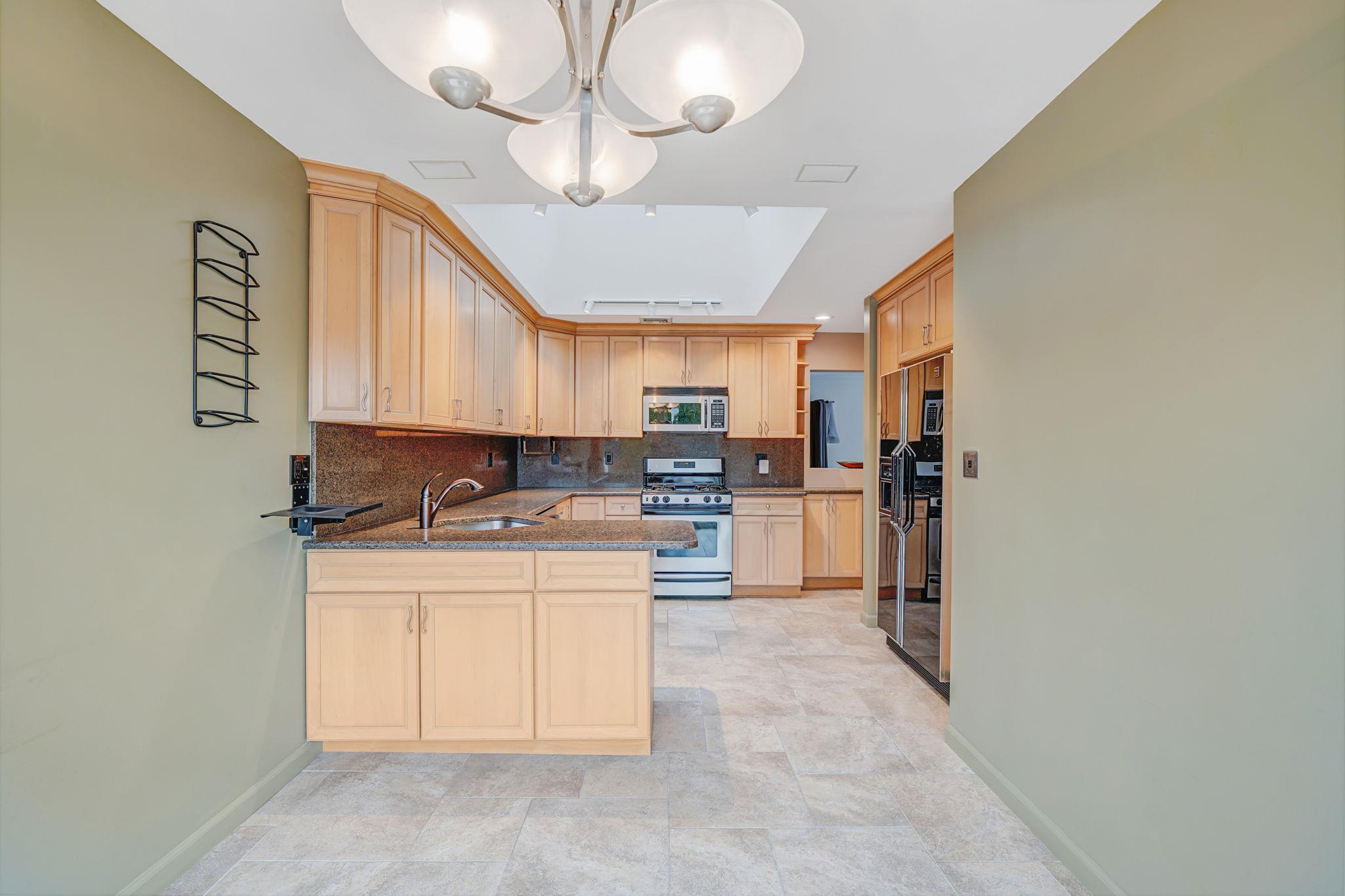 18 9th Street, Ronkonkoma, New York image 26