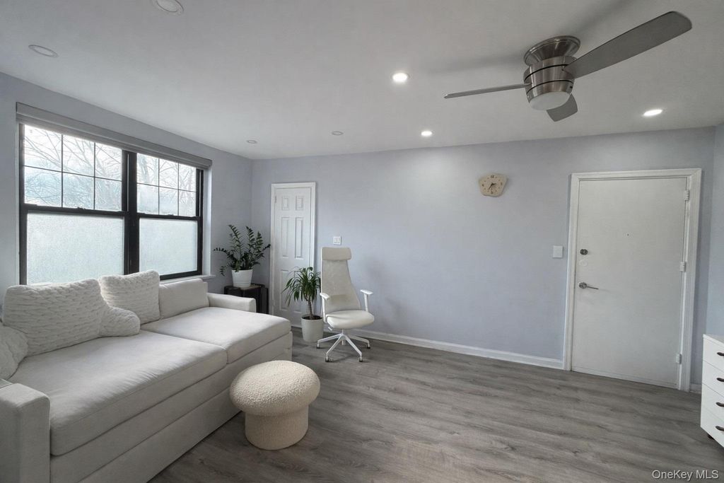 Photo of 71-17 Park Drive #B, Flushing, NY 11367 (MLS # 952734)