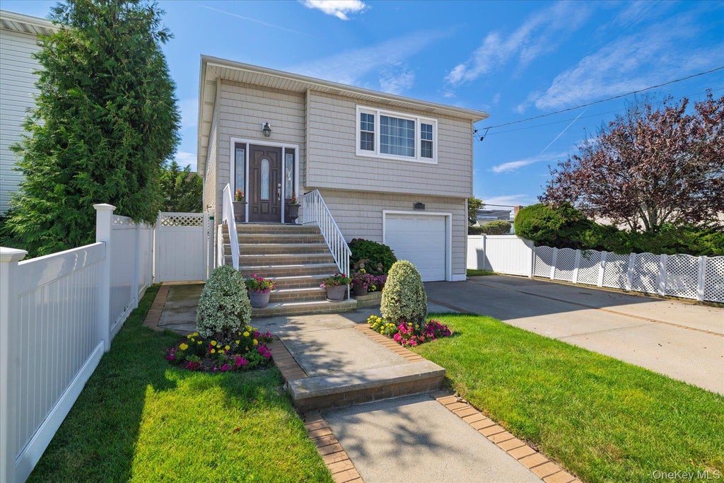Photo of 1985 Park Street, Atlantic Beach, NY 11509 (MLS # 1048755)
