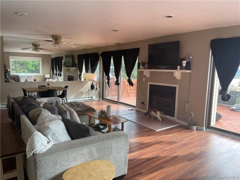 Apartment For Rent - 857 County Route 164 #B<br/> Callicoon, NY 12723