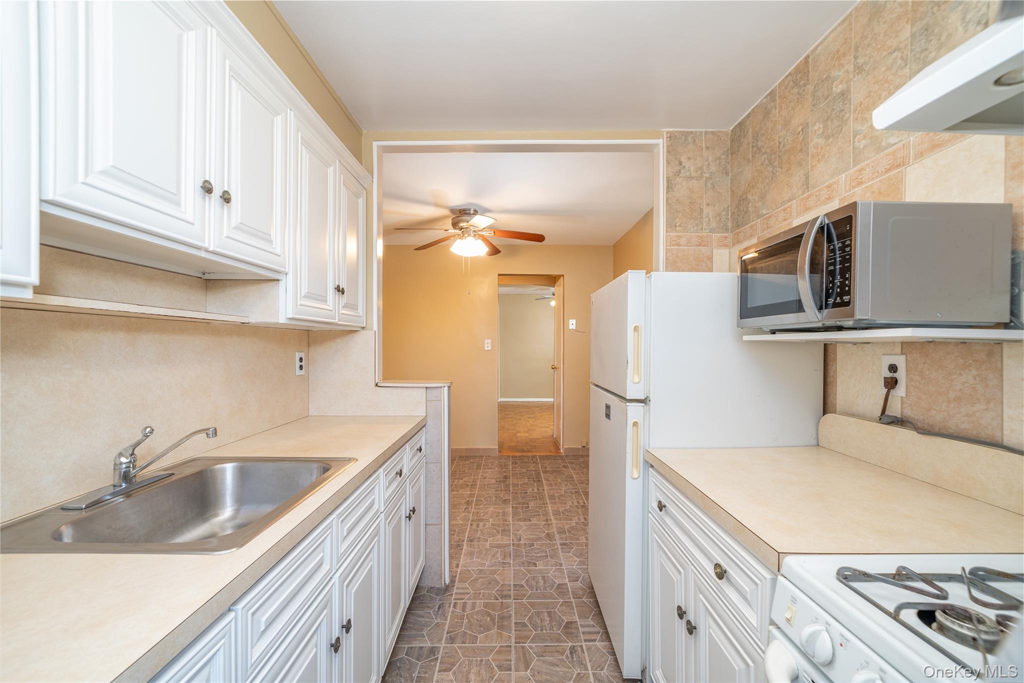 4380 Vireo Avenue 1F