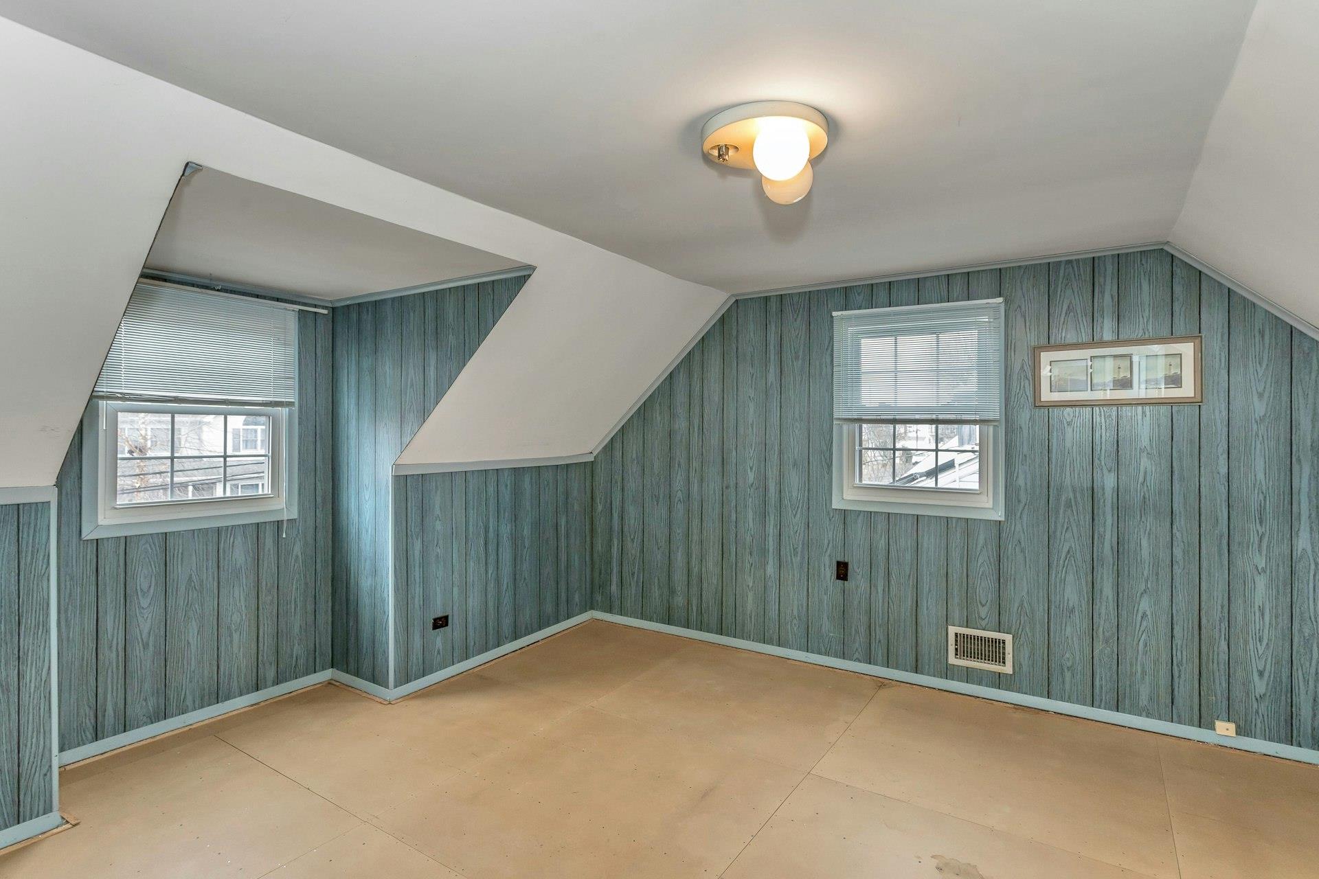 32 Georgia Street, East Northport, New York image 18