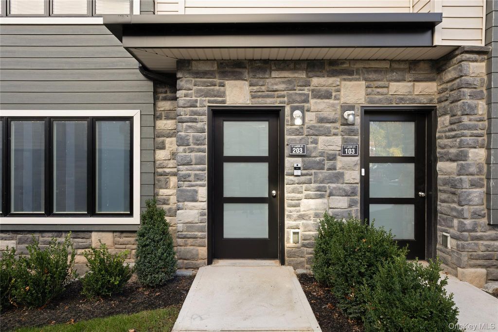 Photo of 19 Lazer Court #102, Spring Valley, NY 10977 (MLS # 948882)