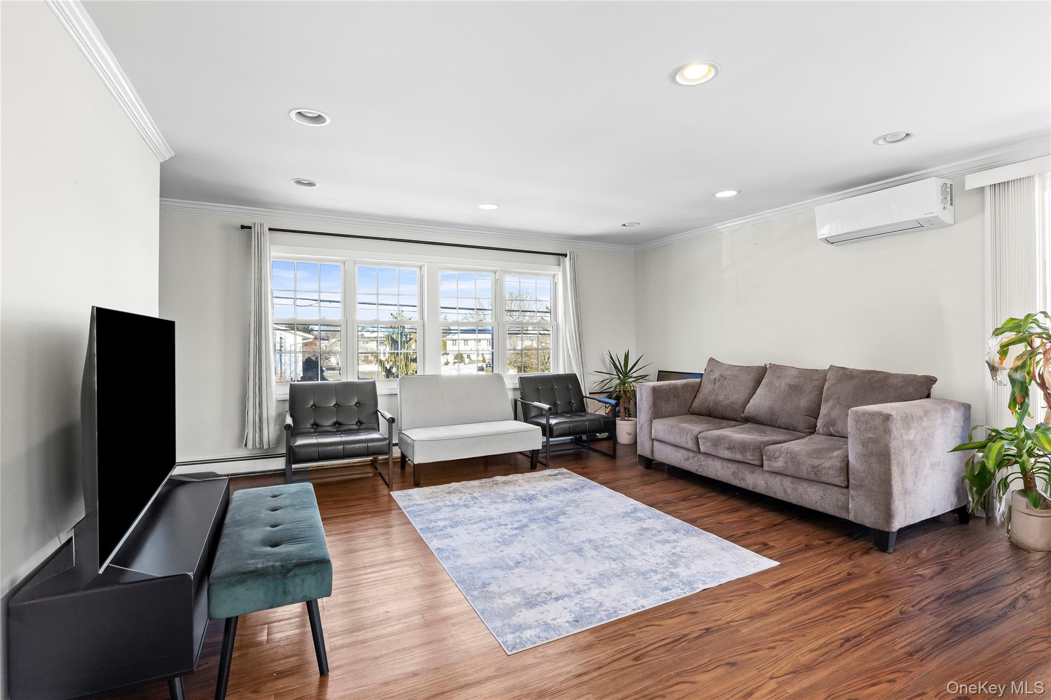 272 N Delaware Avenue