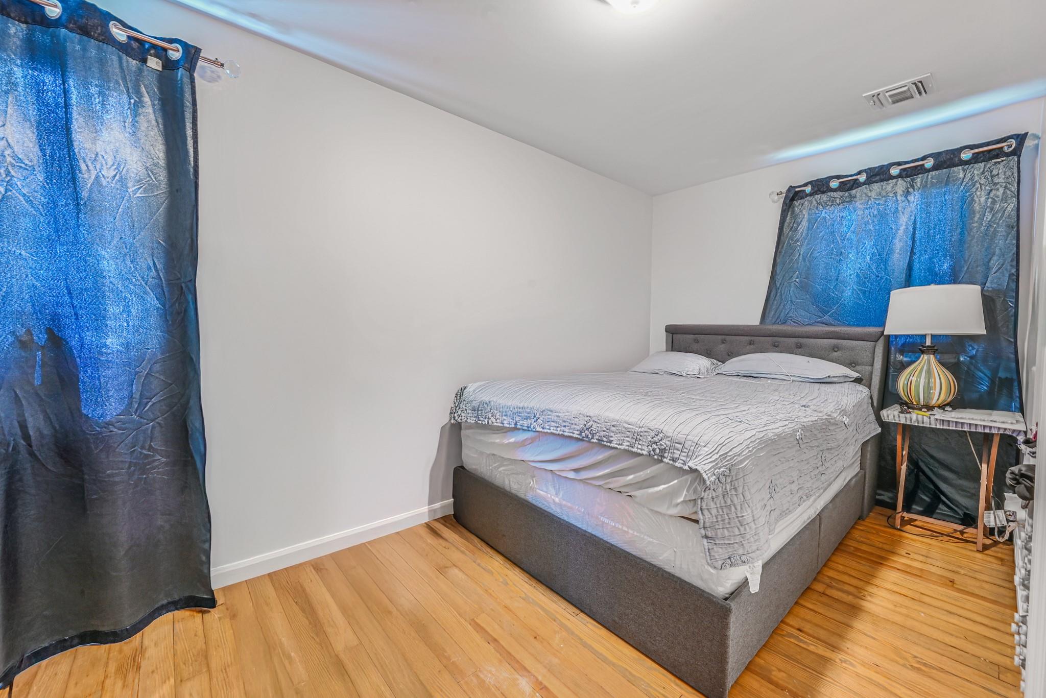 527 Hawthorne Avenue, Uniondale, New York image 10