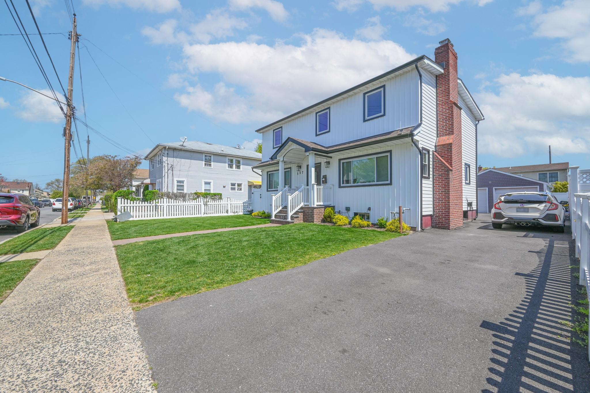 527 Hawthorne Avenue, Uniondale, New York image 20