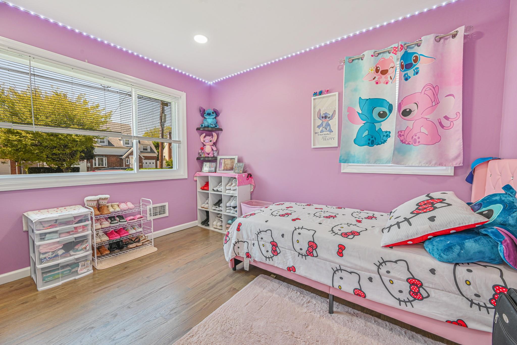 527 Hawthorne Avenue, Uniondale, New York image 7
