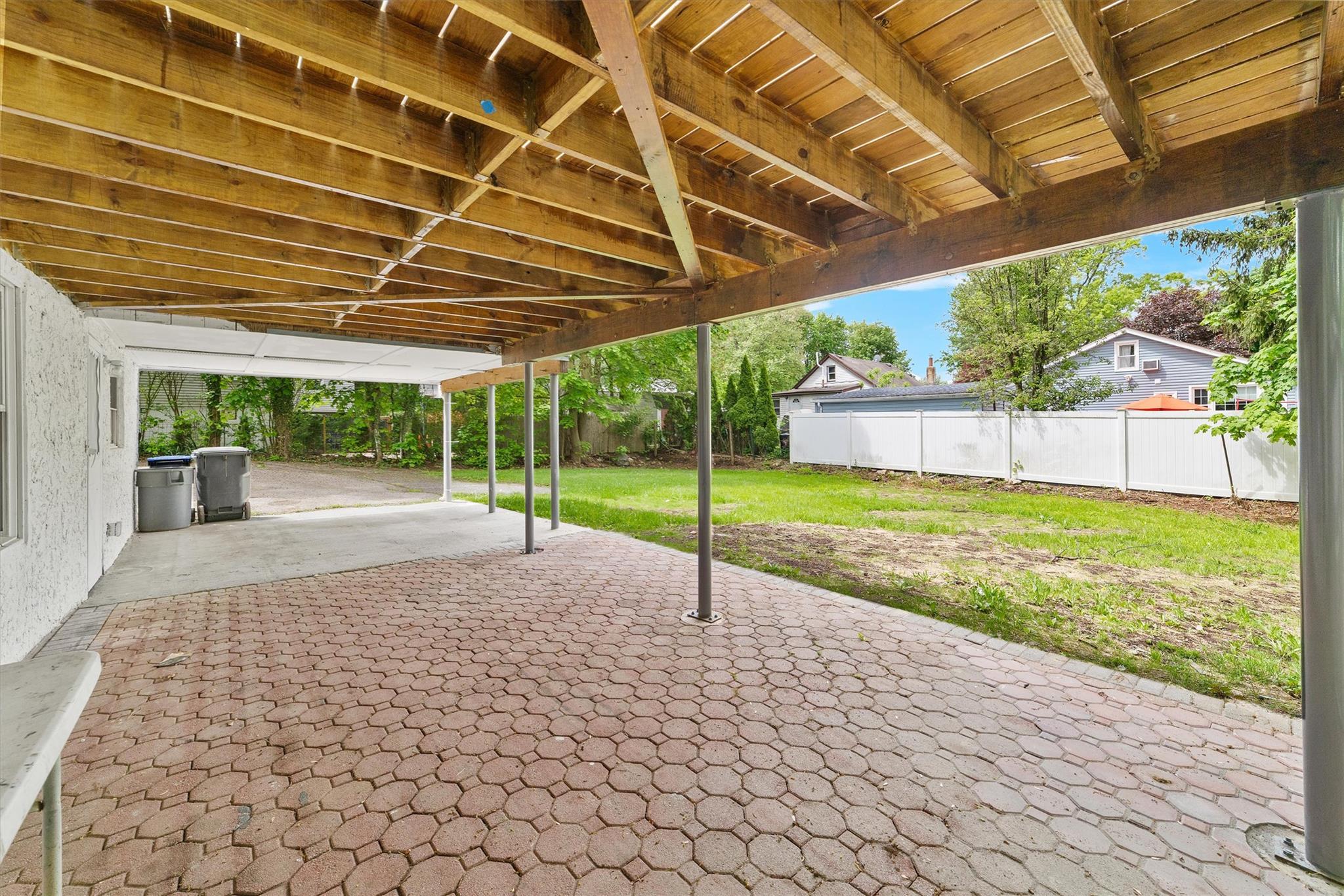 16 S Lawrence Avenue, Elmsford, New York image 26