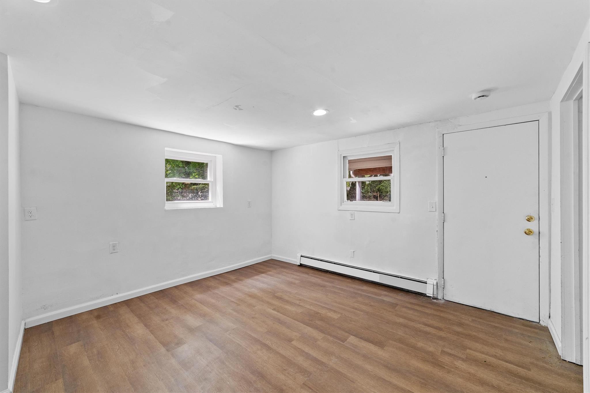16 S Lawrence Avenue, Elmsford, New York image 18