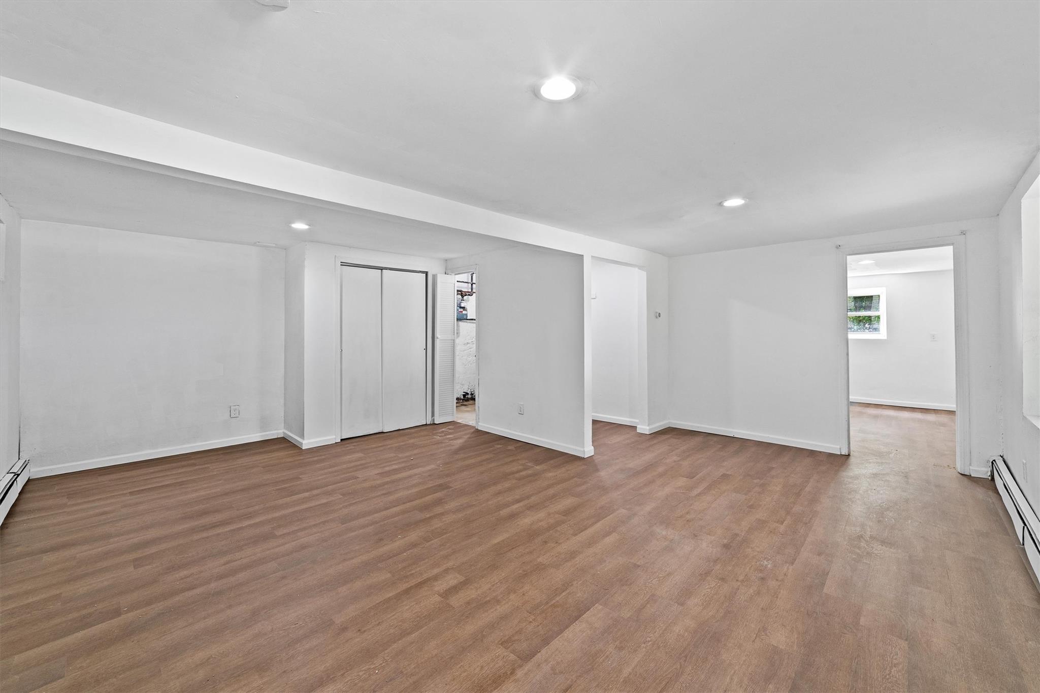 16 S Lawrence Avenue, Elmsford, New York image 14