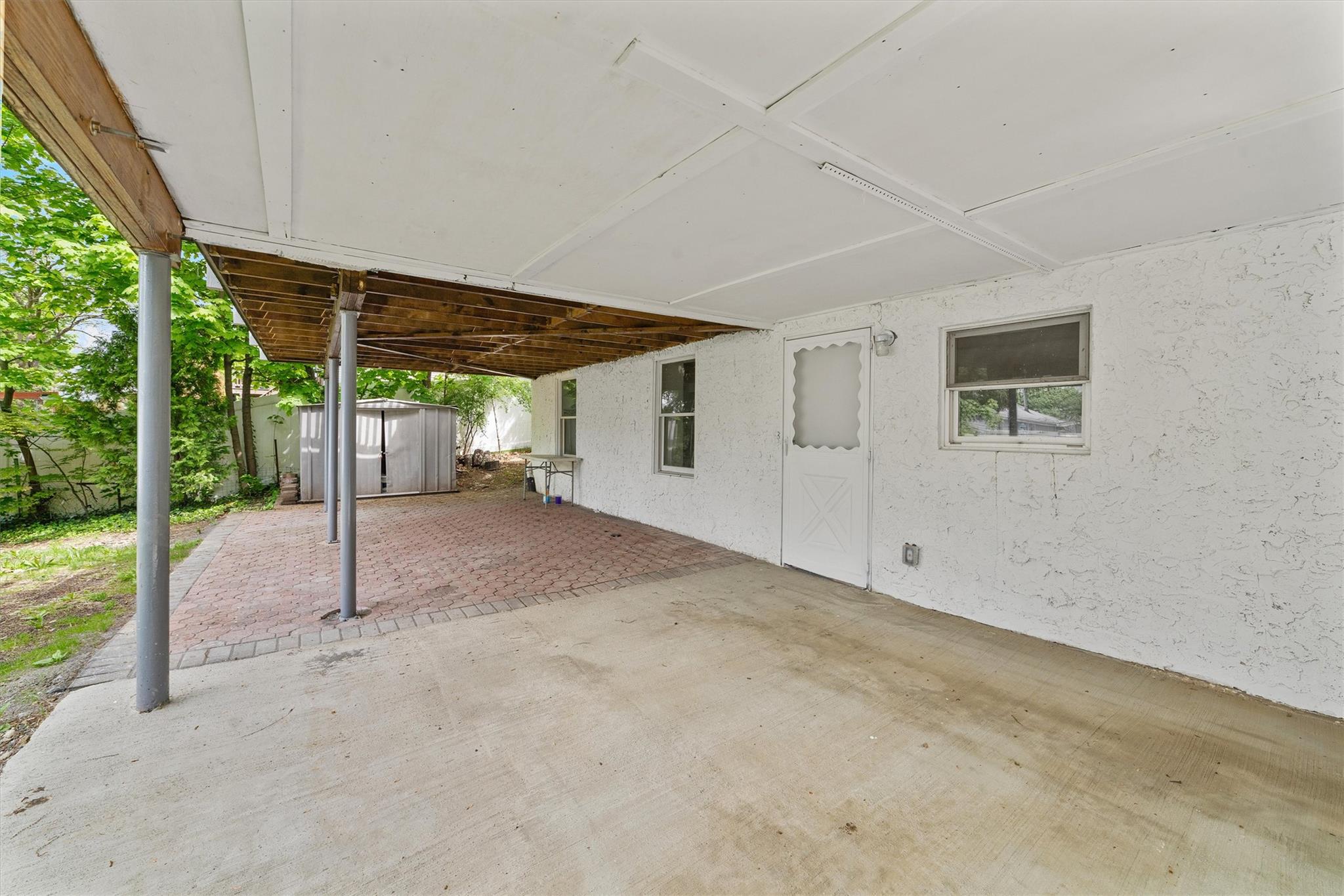 16 S Lawrence Avenue, Elmsford, New York image 25