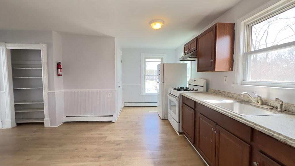 Poughkeepsie, New York 12603, United States, 3 Bedrooms Bedrooms, ,1 BathroomBathrooms,Residential,Active,109963