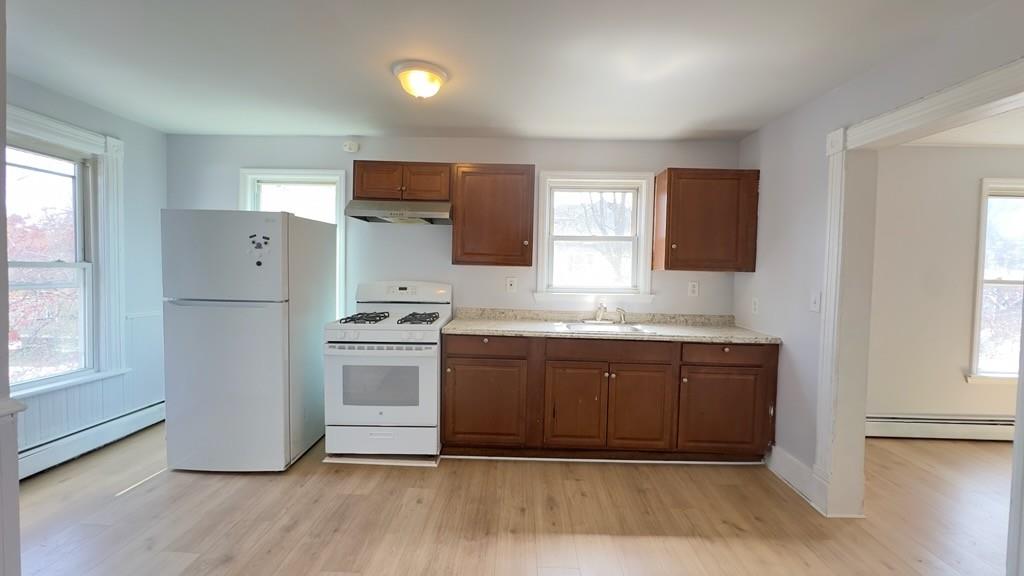 Poughkeepsie, New York 12603, United States, 3 Bedrooms Bedrooms, ,1 BathroomBathrooms,Residential,Active,109963