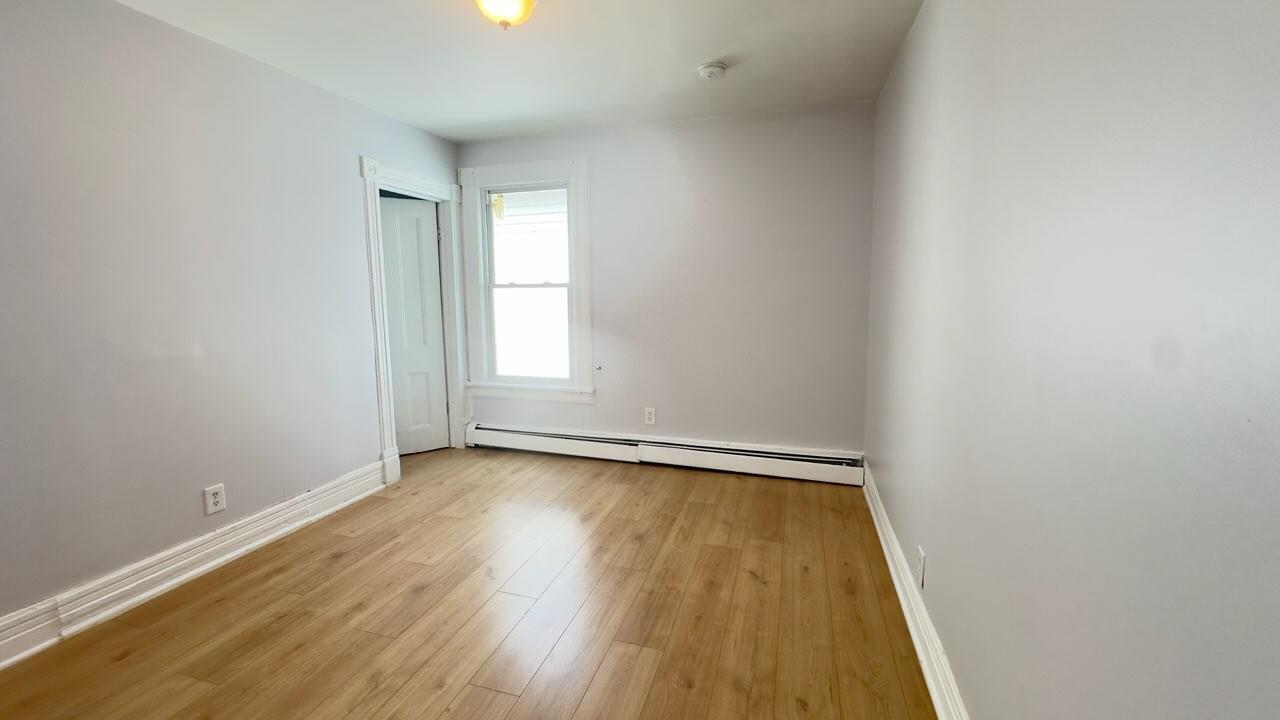 Poughkeepsie, New York 12603, United States, 3 Bedrooms Bedrooms, ,1 BathroomBathrooms,Residential,Active,109963