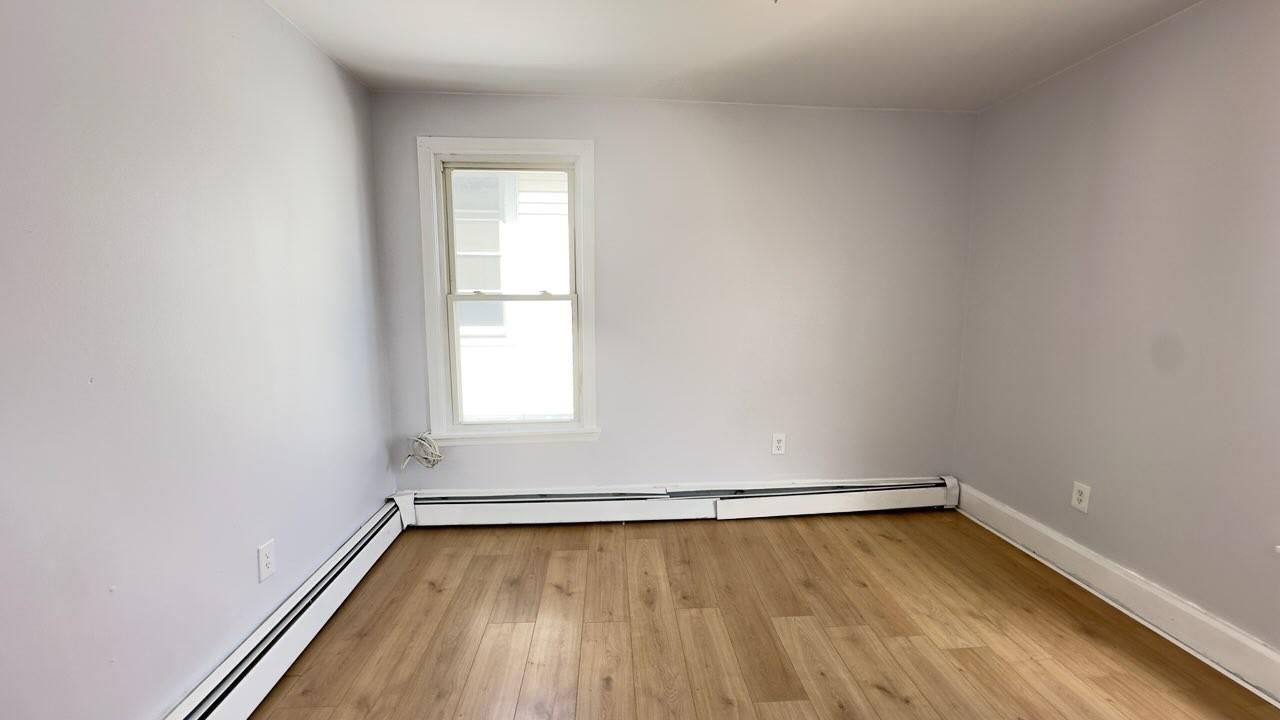 Poughkeepsie, New York 12603, United States, 3 Bedrooms Bedrooms, ,1 BathroomBathrooms,Residential,Active,109963