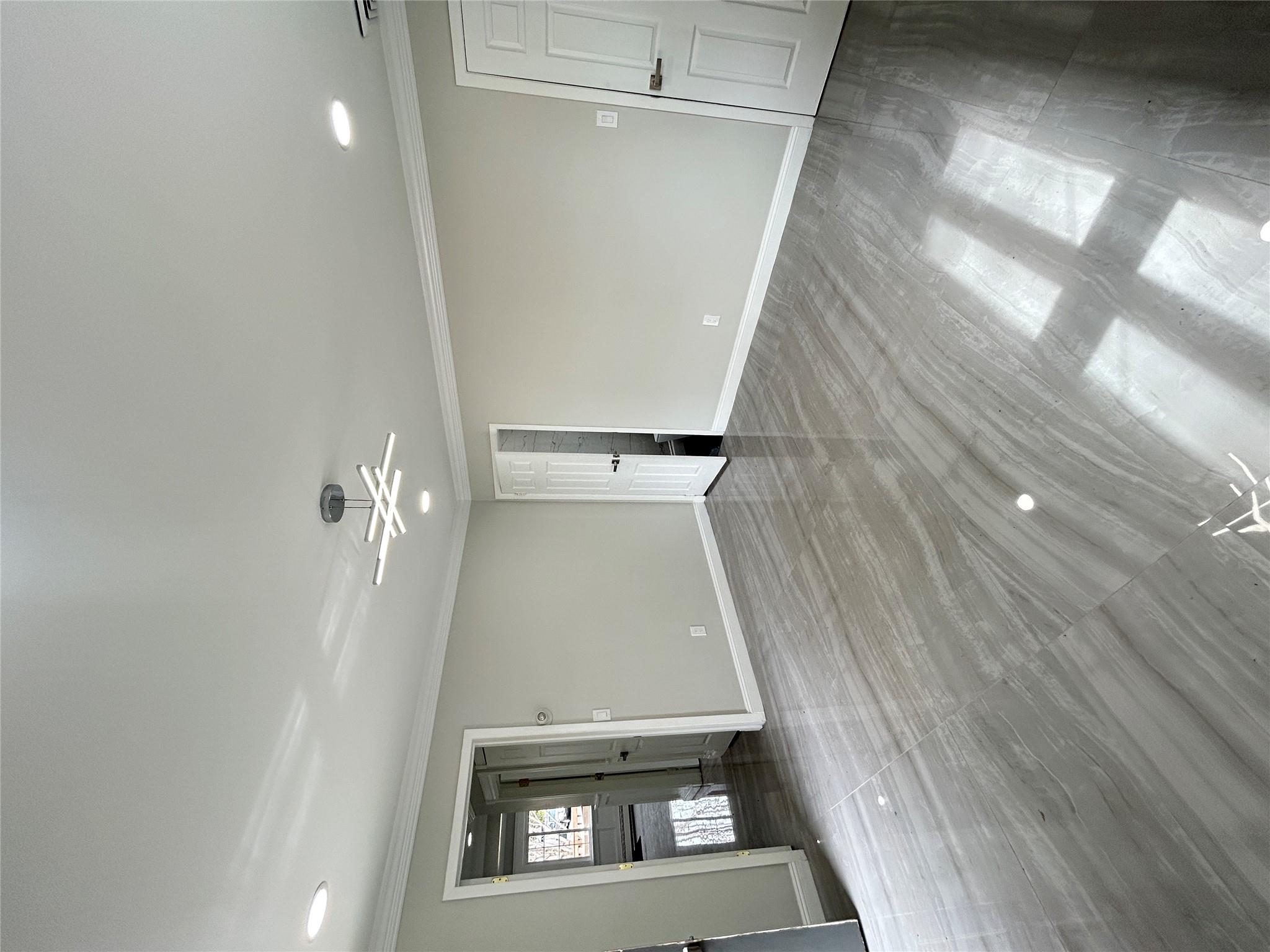 22 Peacock Lane, Levittown, New York image 9