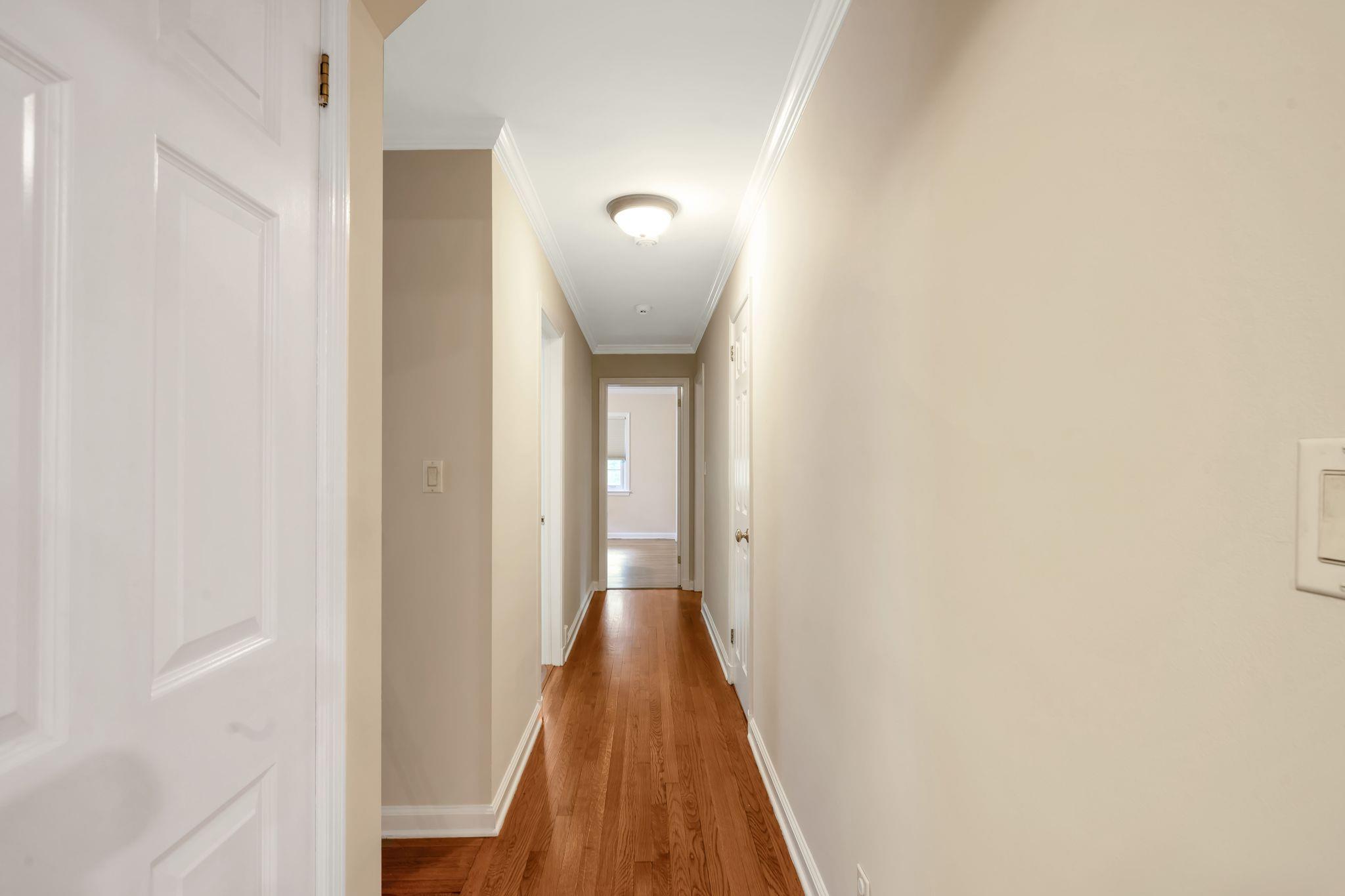 8 Richmond Lane, New Rochelle, New York image 9