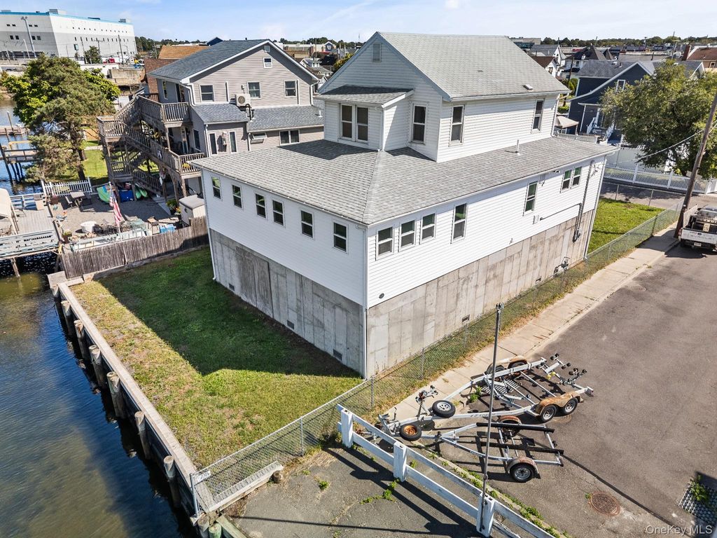 Photo of 41 West Avenue, Lawrence, NY 11559 (MLS # 921295)
