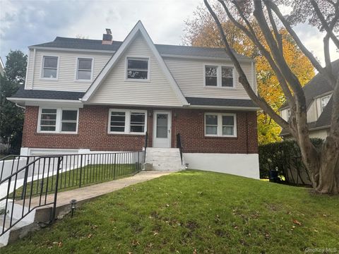 4 Pine Brook Drive Larchmont NY 10538