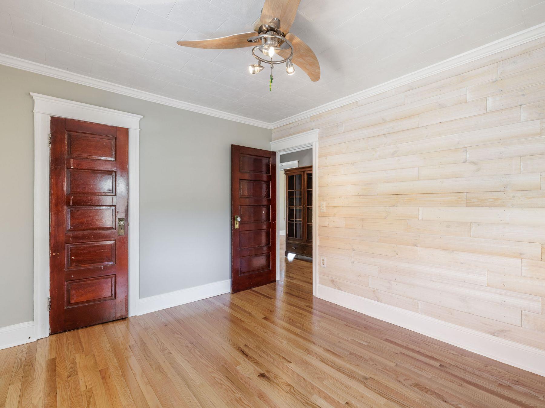 98 E Grand Street, Kingston, Florida image 22