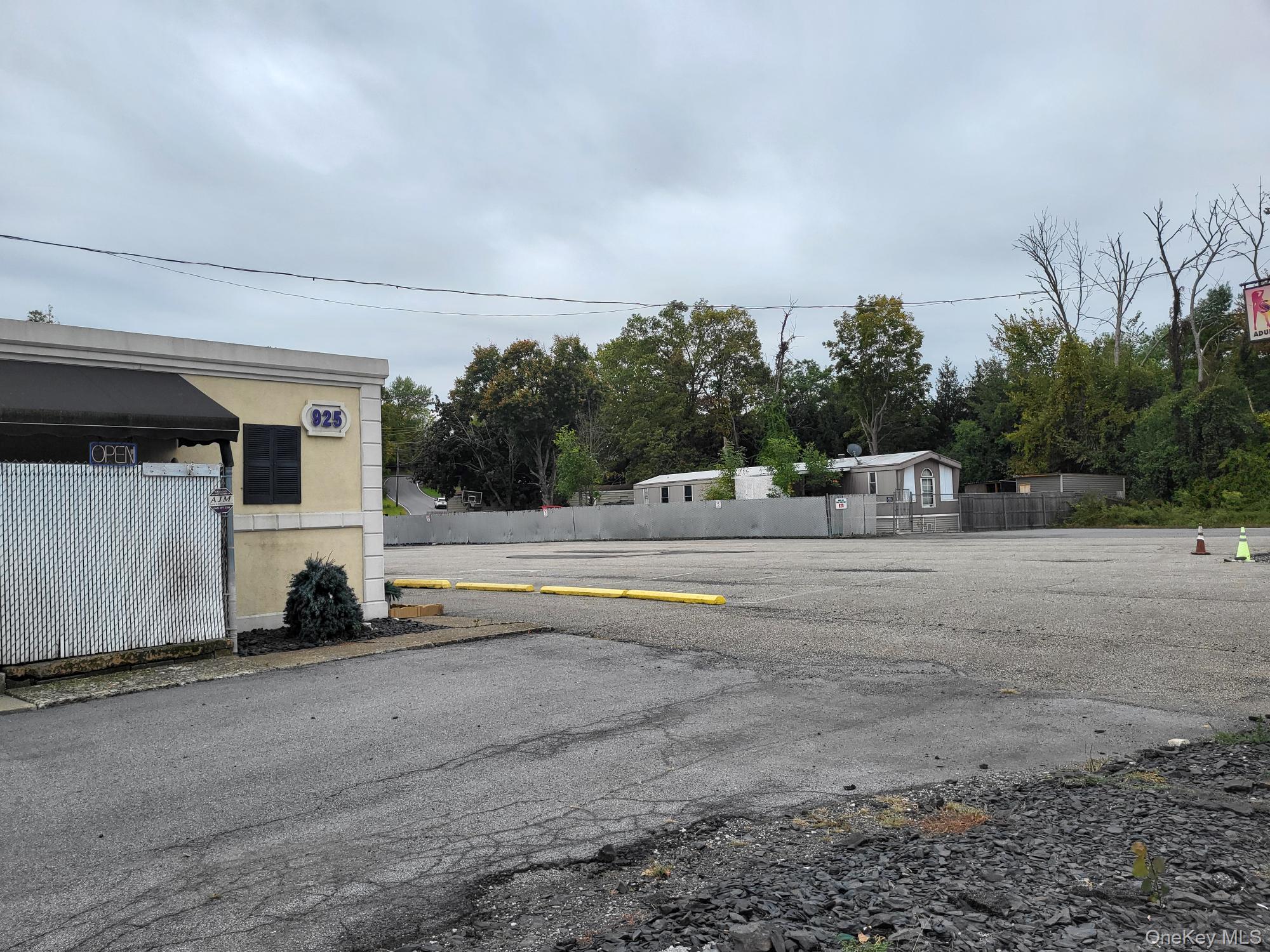 929 Little Britain Road