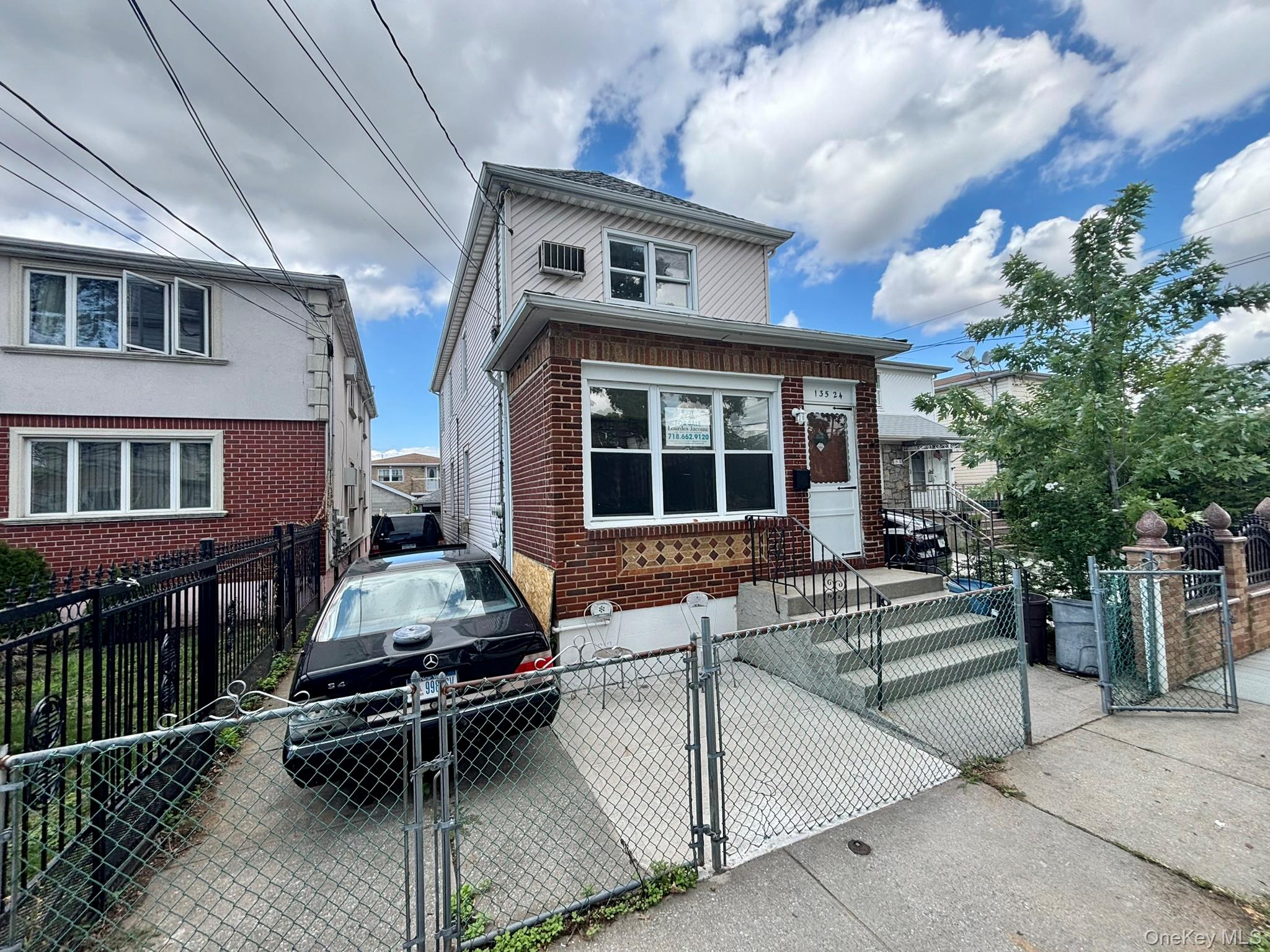 135-24 126th Street - Photo 2