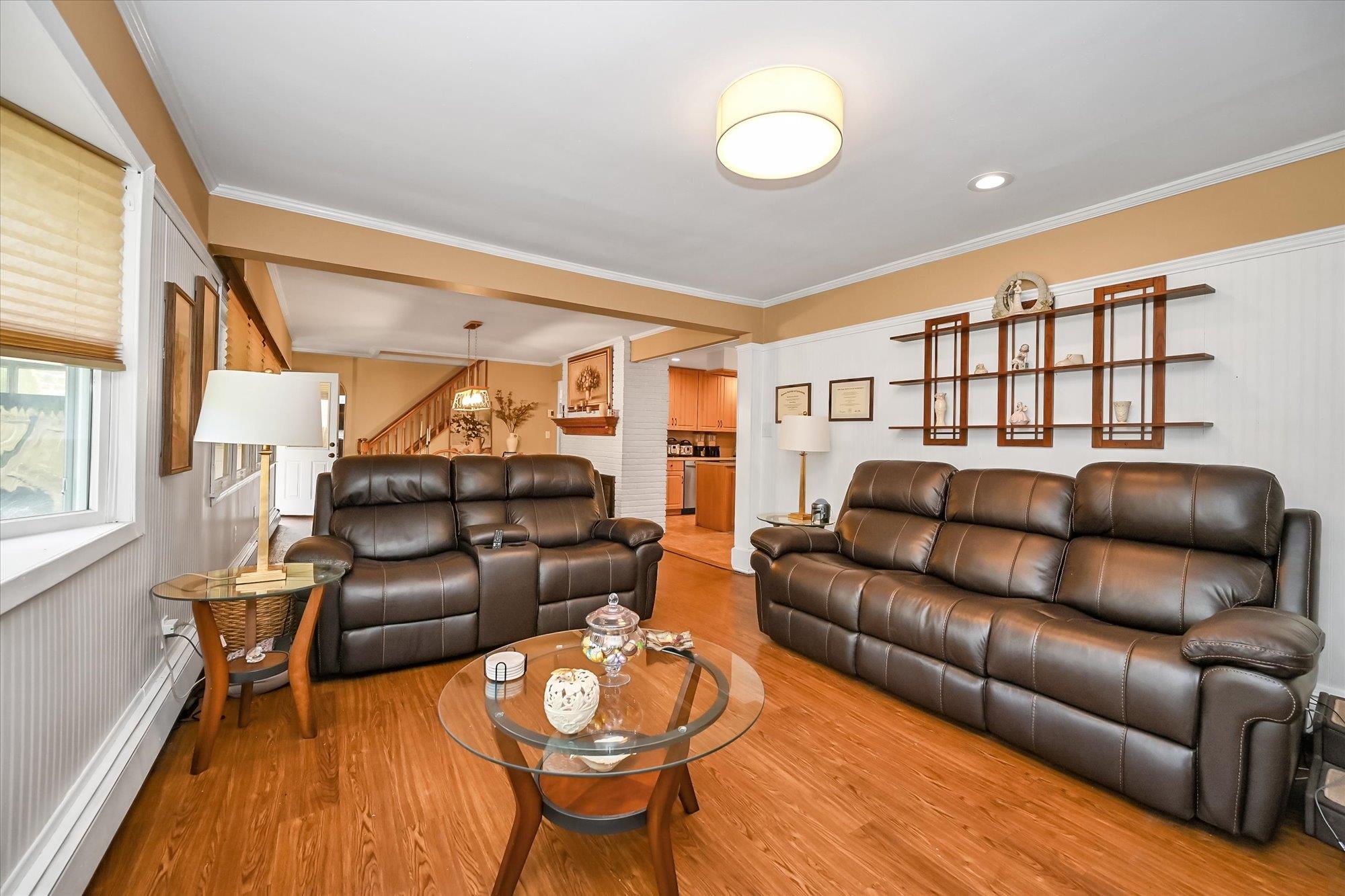 12 Spoke Lane Ln, Levittown, New York image 10