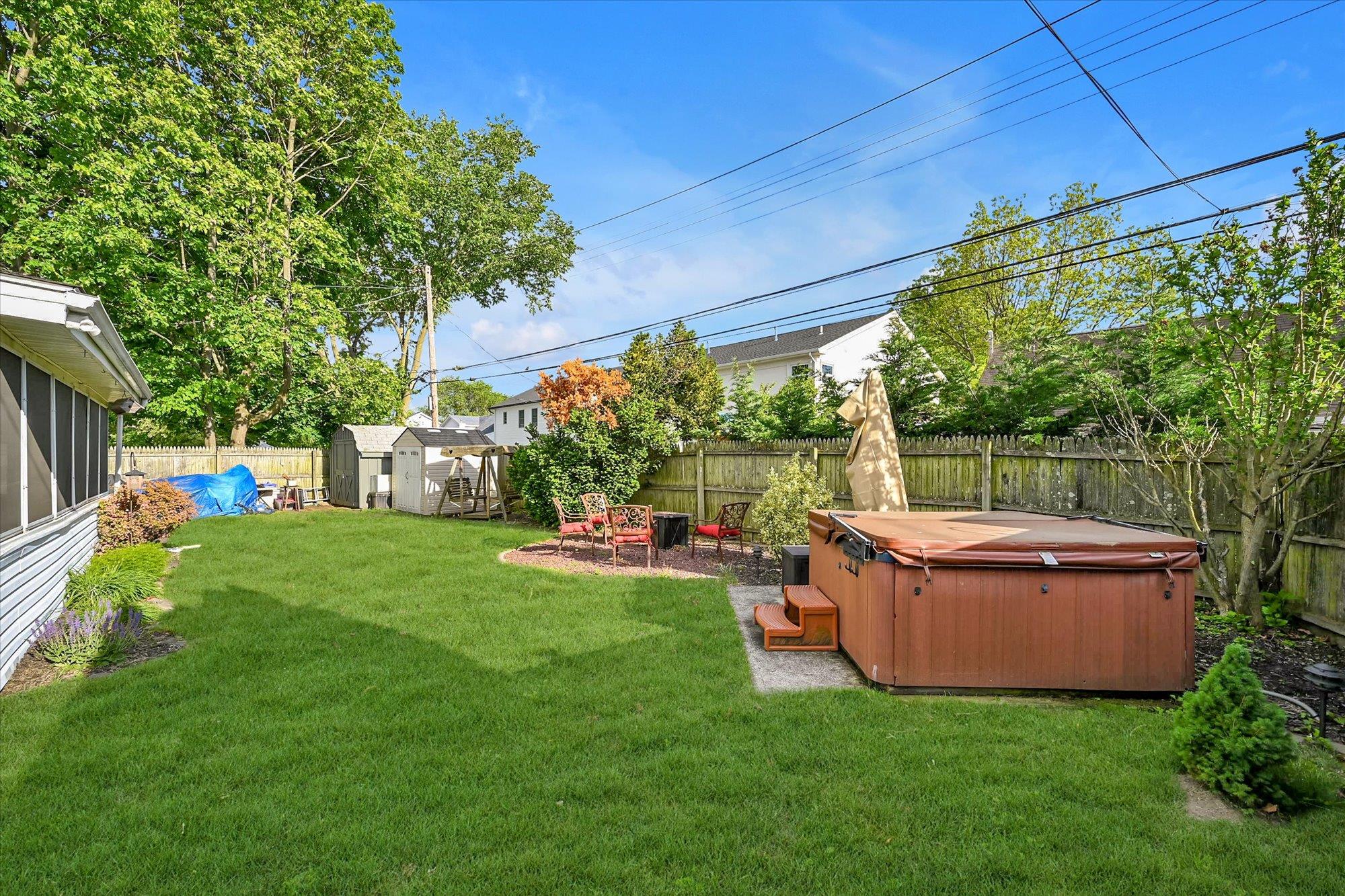 12 Spoke Lane Ln, Levittown, New York image 22