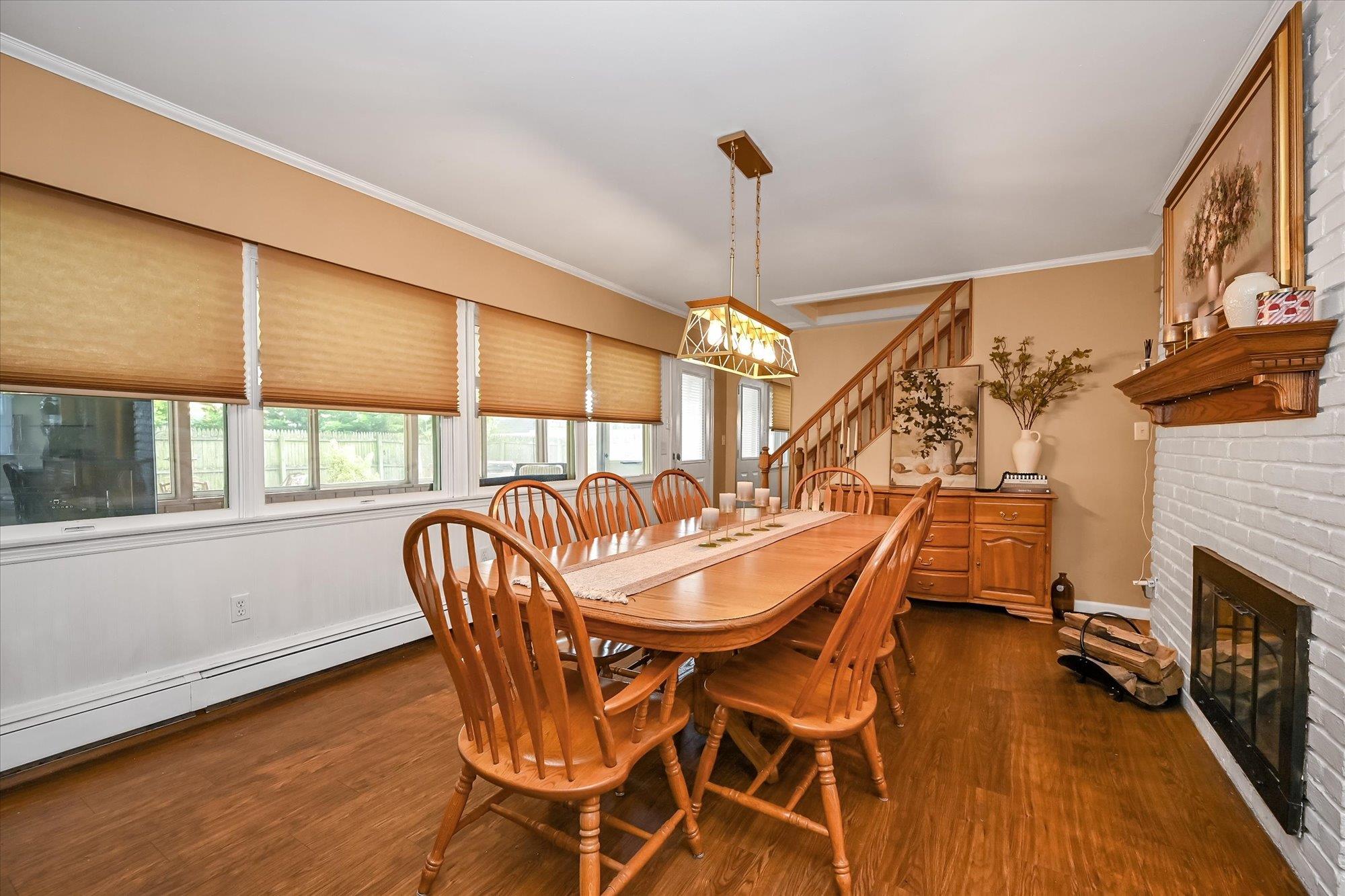 12 Spoke Lane Ln, Levittown, New York image 8