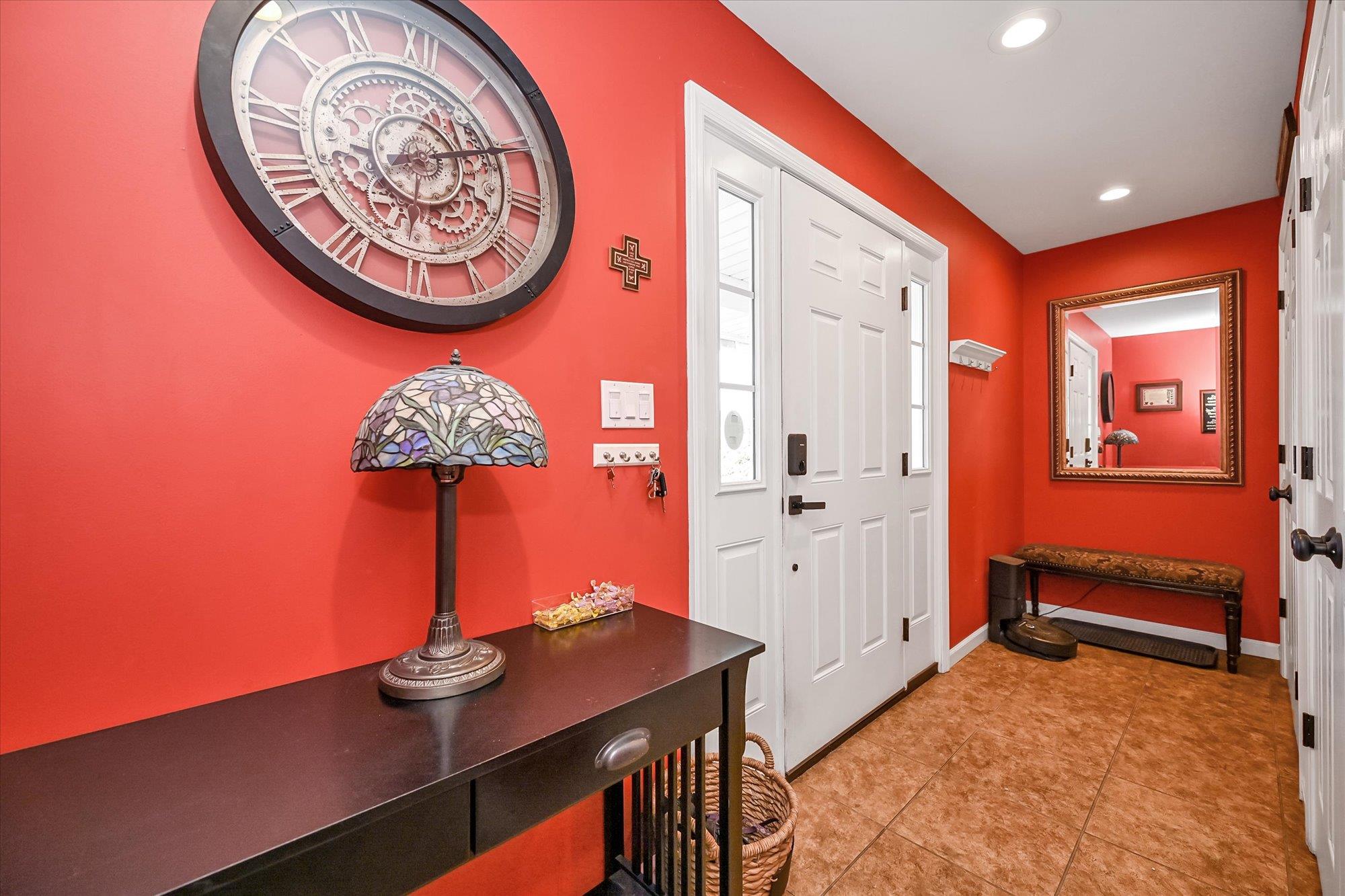 12 Spoke Lane Ln, Levittown, New York image 3