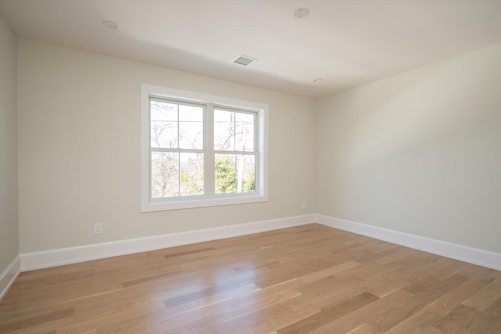 1585 Dewey Avenue, North Bellmore, New York image 22