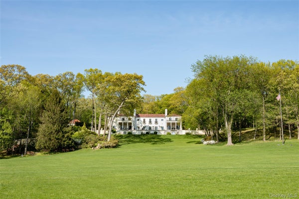 100 HORSESHOE RD, MILL NECK, NY 11765 - Image 622ac47f44da91e20b283f2cba58d60a/3415311665