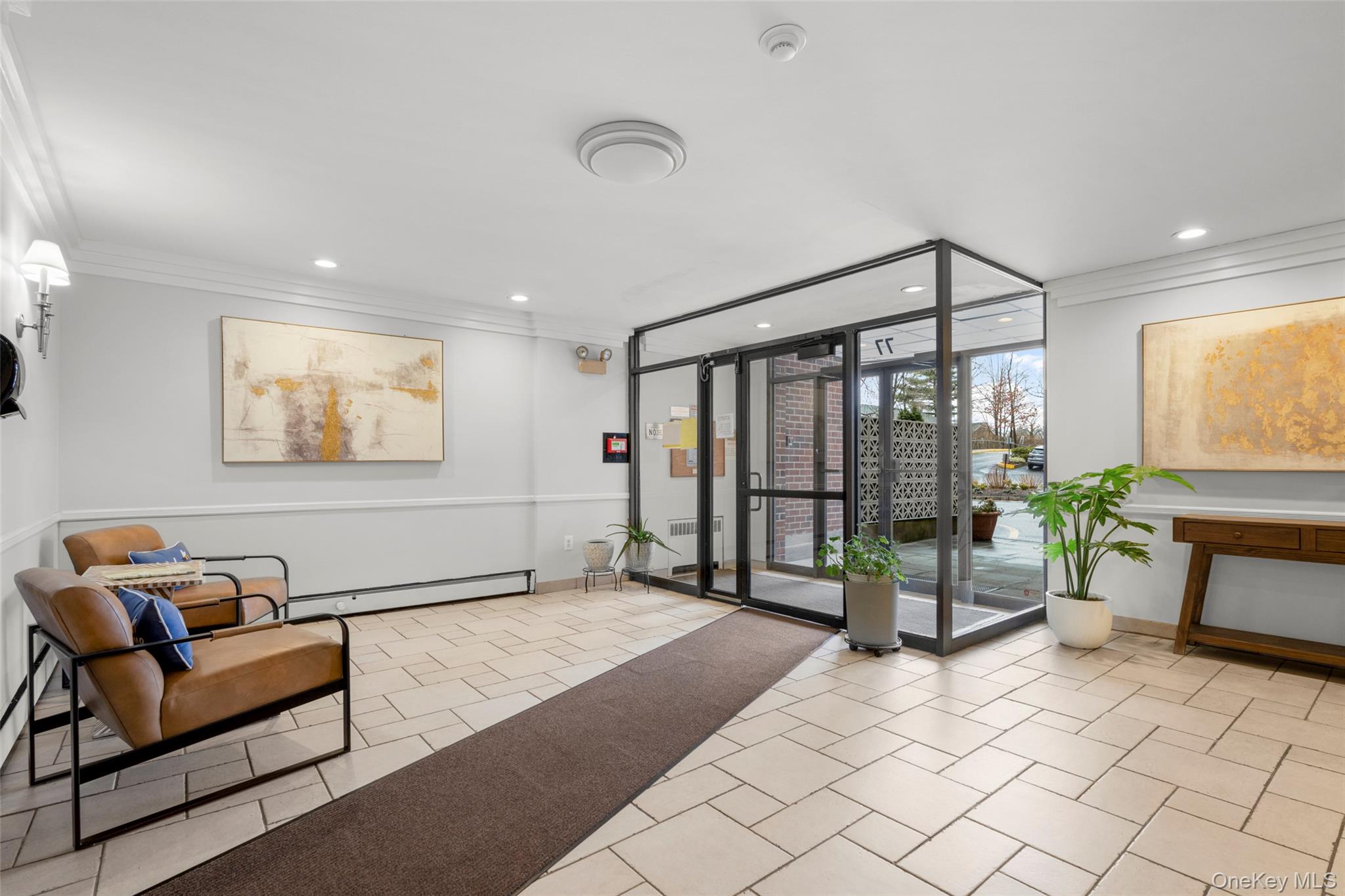 77 Carpenter Avenue 4T