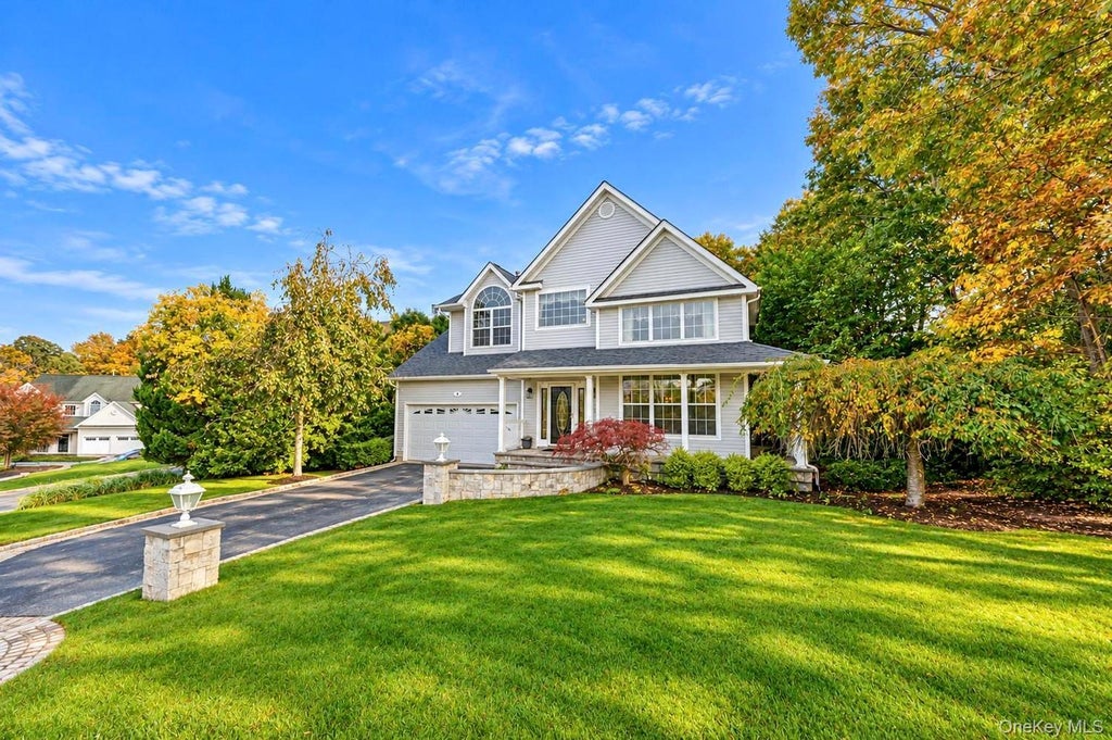 Photo of 4 Laurel Crescent, Manorville, NY 11949 (MLS # 1068858)