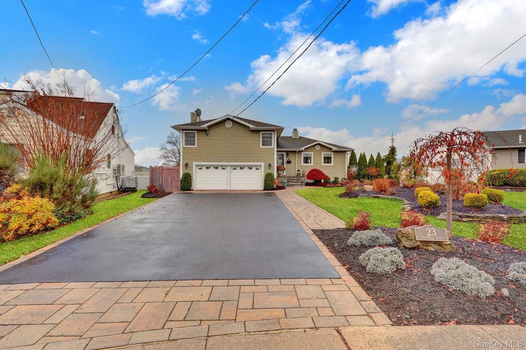 Photo of 23 Biltmore Boulevard, Massapequa, NY 11758 (MLS # 939540)