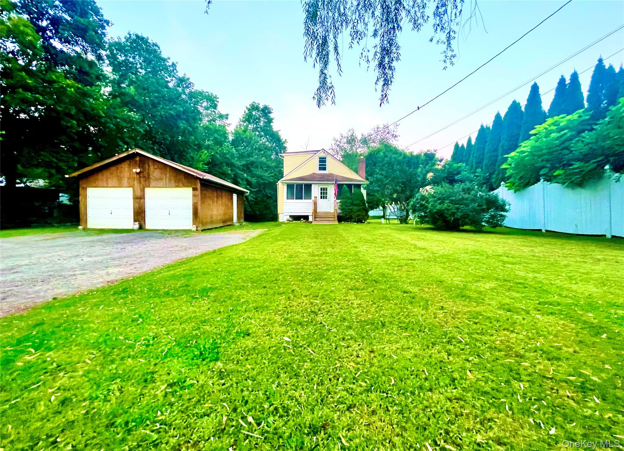 28 N Fostertown Drive