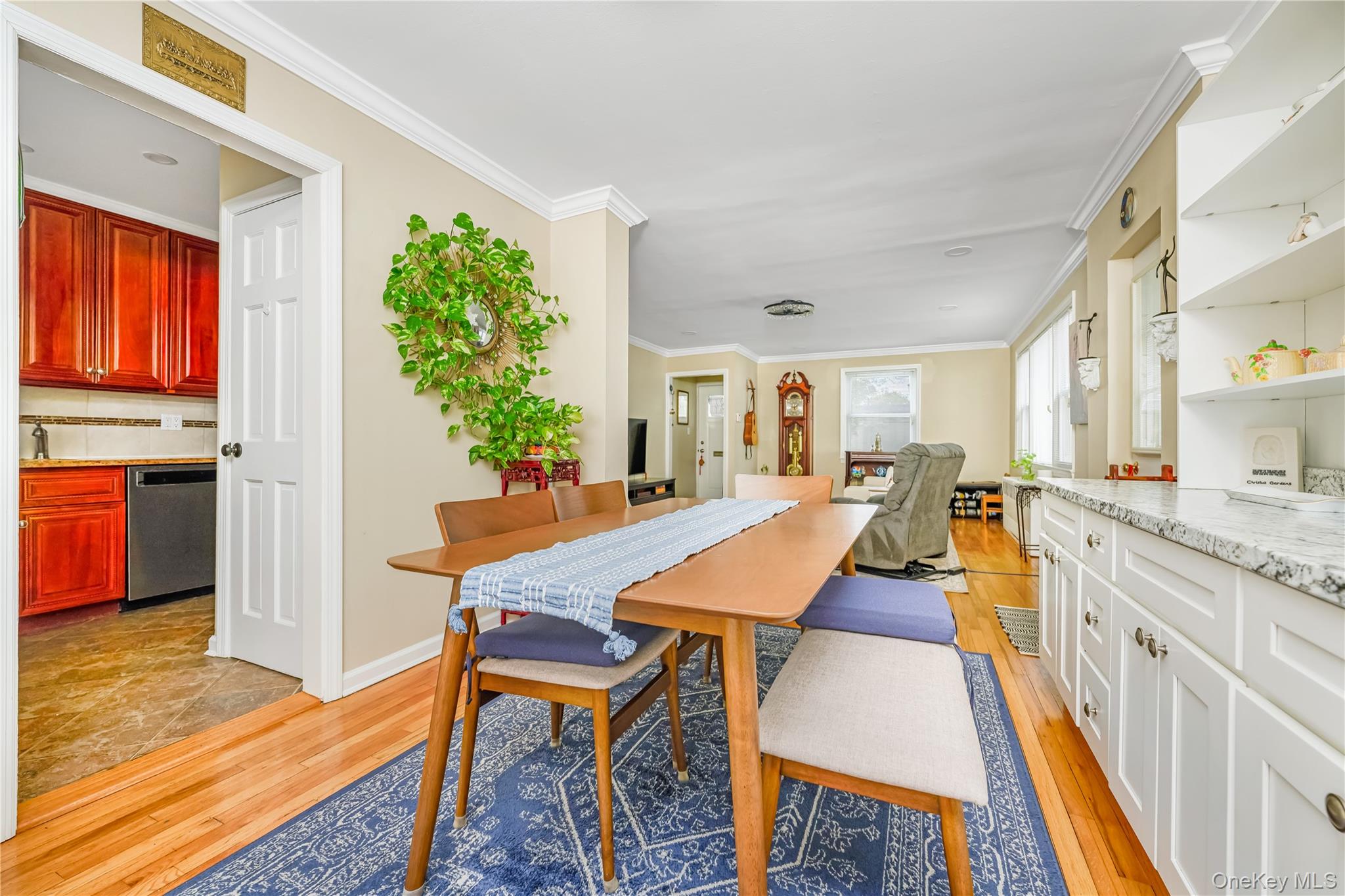 1600 Grand A Avenue T1