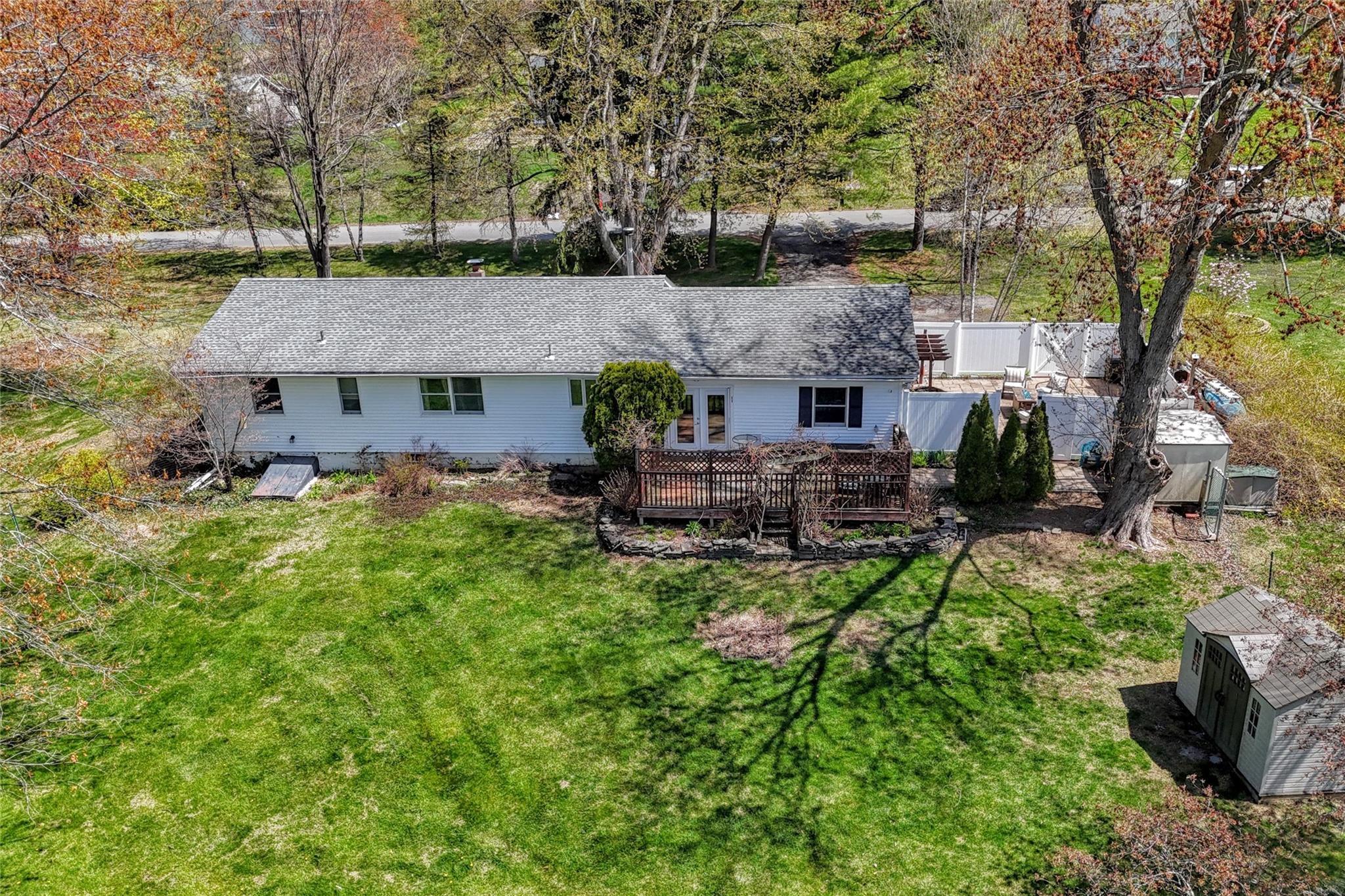 4 Verplanck Avenue, Hopewell Junction, New York image 32