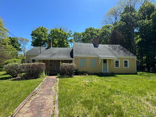 540 FRANKLINVILLE RD, LAUREL, NY 11948 - Image 623e4004faa2fa3e47ded91dd18e381c/2690194916