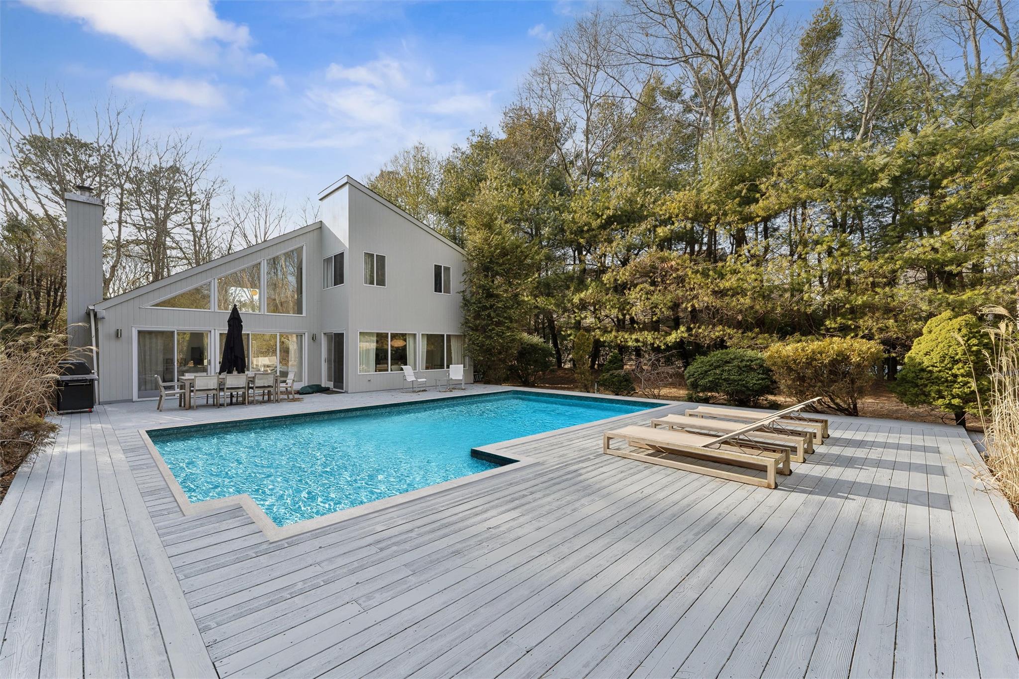 Rental Property at Quogue Riverhead Road, Quogue, Hamptons, NY - Bedrooms: 3 
Bathrooms: 3  - $75,000 MO.