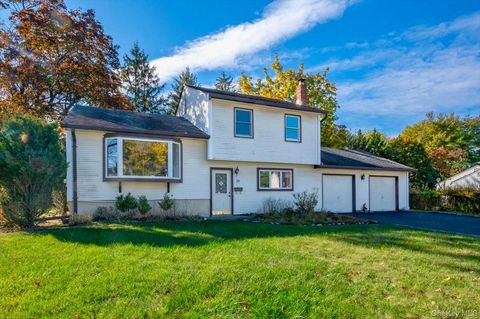 Photo of 31 Blauvelt Road, Blauvelt, NY 10913 (MLS # 928729)