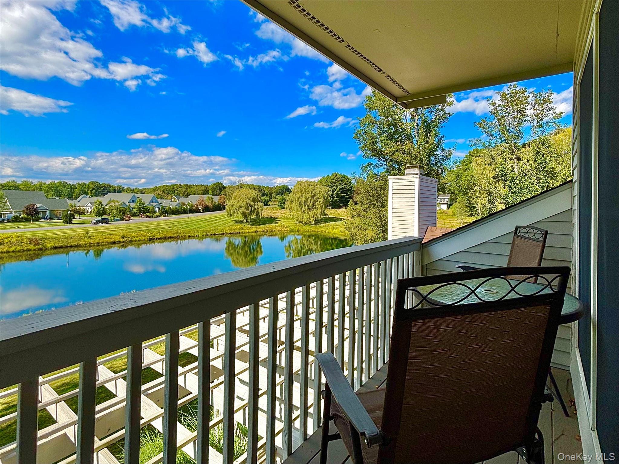 Rhinebeck, New York 12572, United States, 2 Bedrooms Bedrooms, ,3 BathroomsBathrooms,Residential,Active,209801