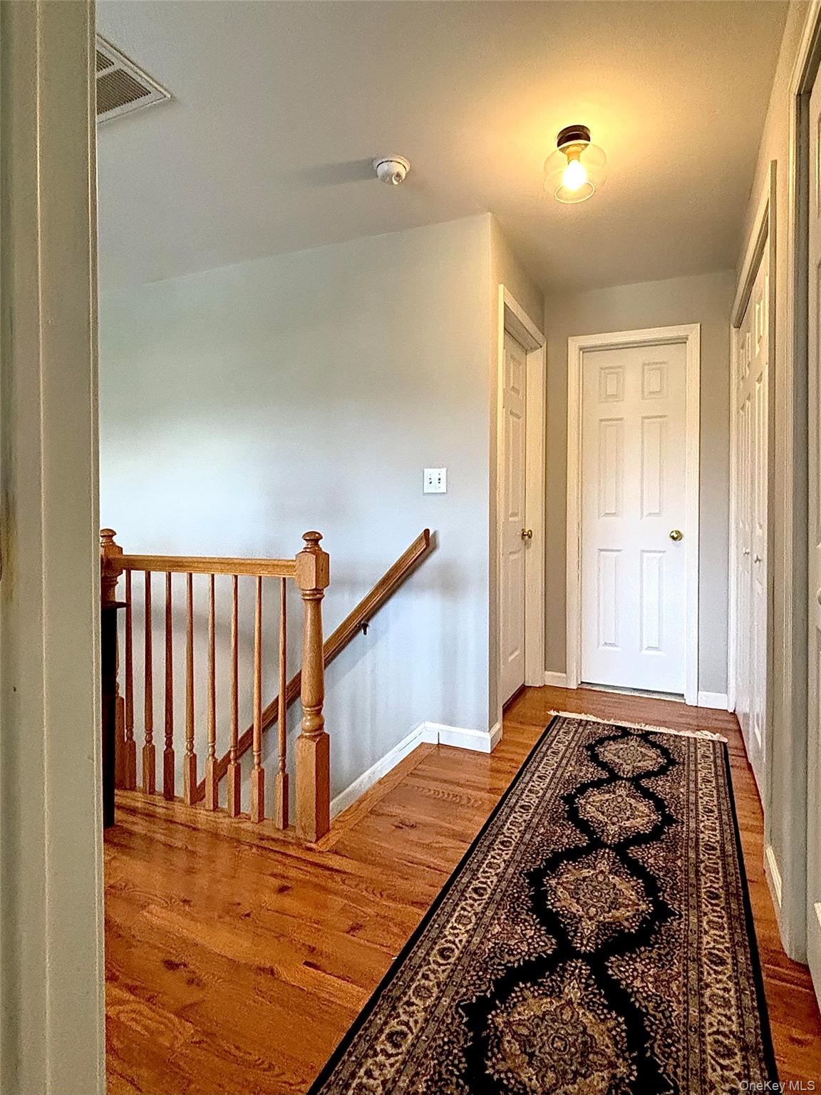 Rhinebeck, New York 12572, United States, 2 Bedrooms Bedrooms, ,3 BathroomsBathrooms,Residential,Active,209801