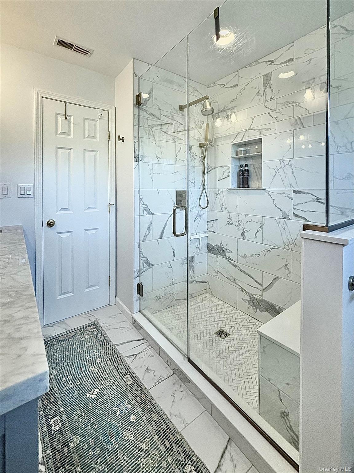 Rhinebeck, New York 12572, United States, 2 Bedrooms Bedrooms, ,3 BathroomsBathrooms,Residential,Active,209801