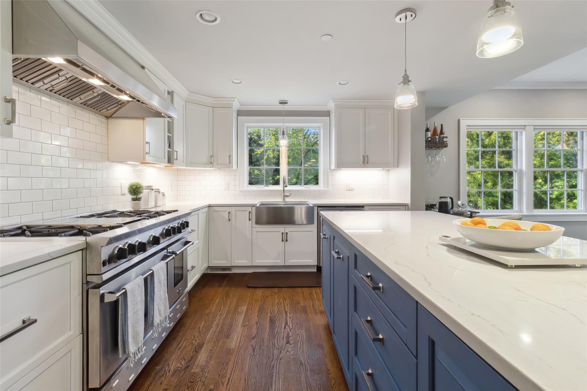 10 E Brookside Drive, Larchmont, New York image 6