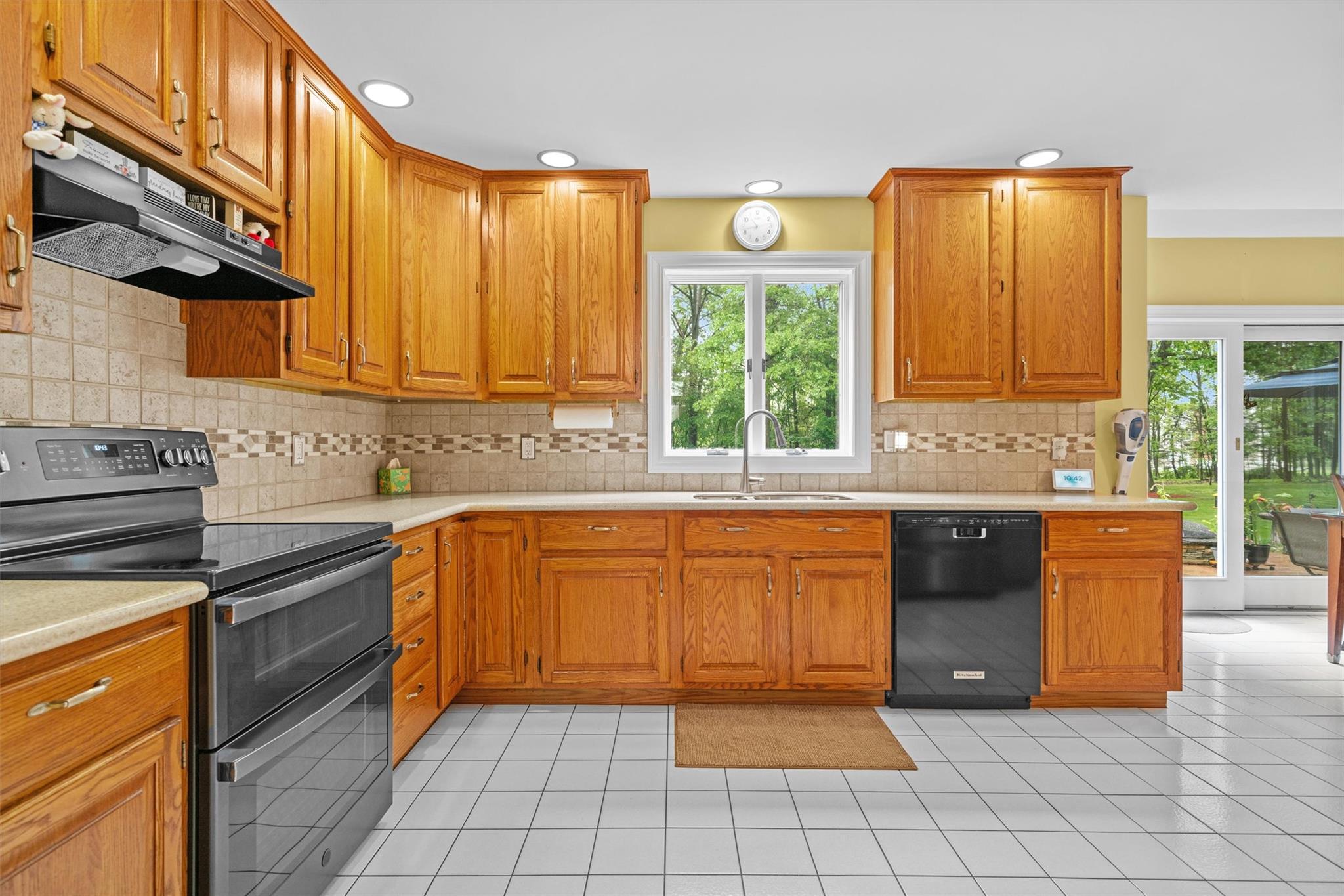 24 Hampton Court, Wallkill, New York image 16