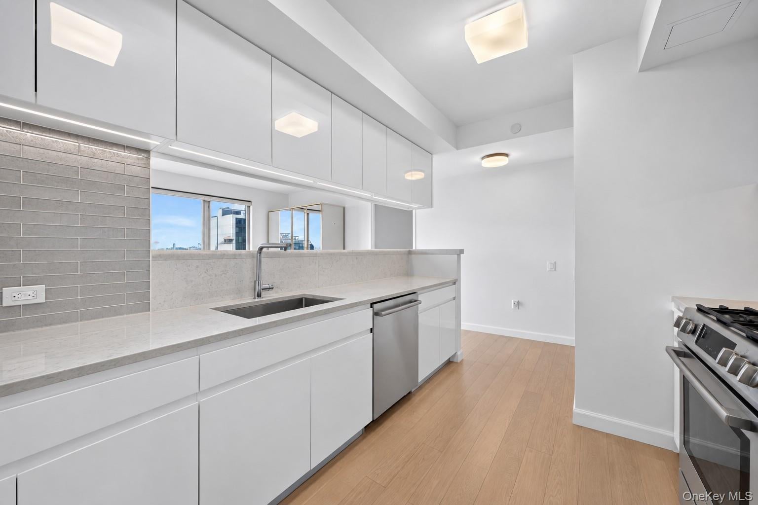 13835 39th Avenue 10H